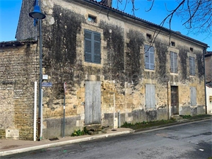 maison à la vente -   79170  BRIOUX SUR BOUTONNE, surface 200 m2 vente maison - UBI474271790